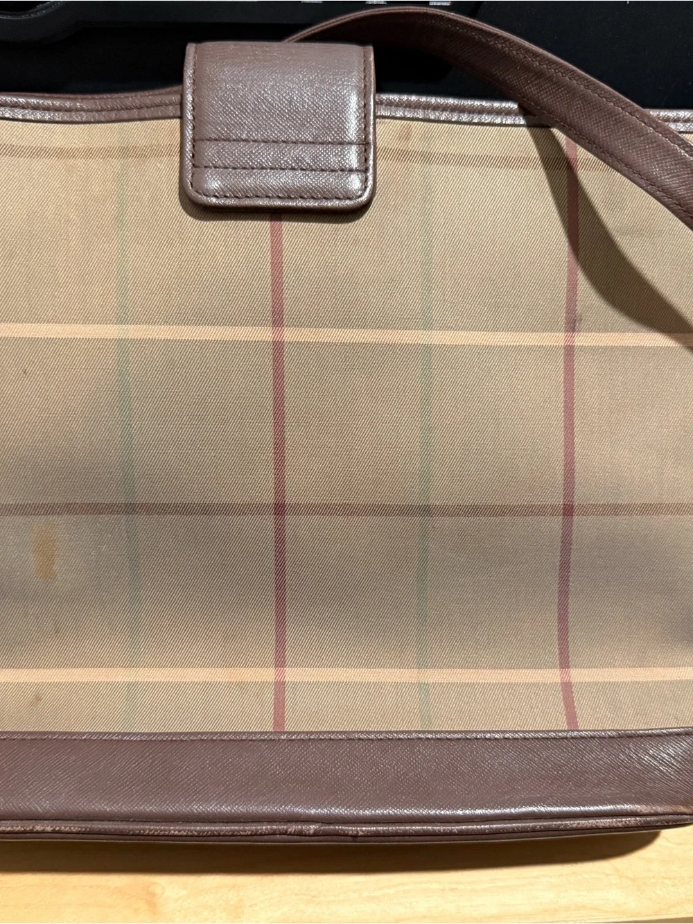 Burberry classic plaid